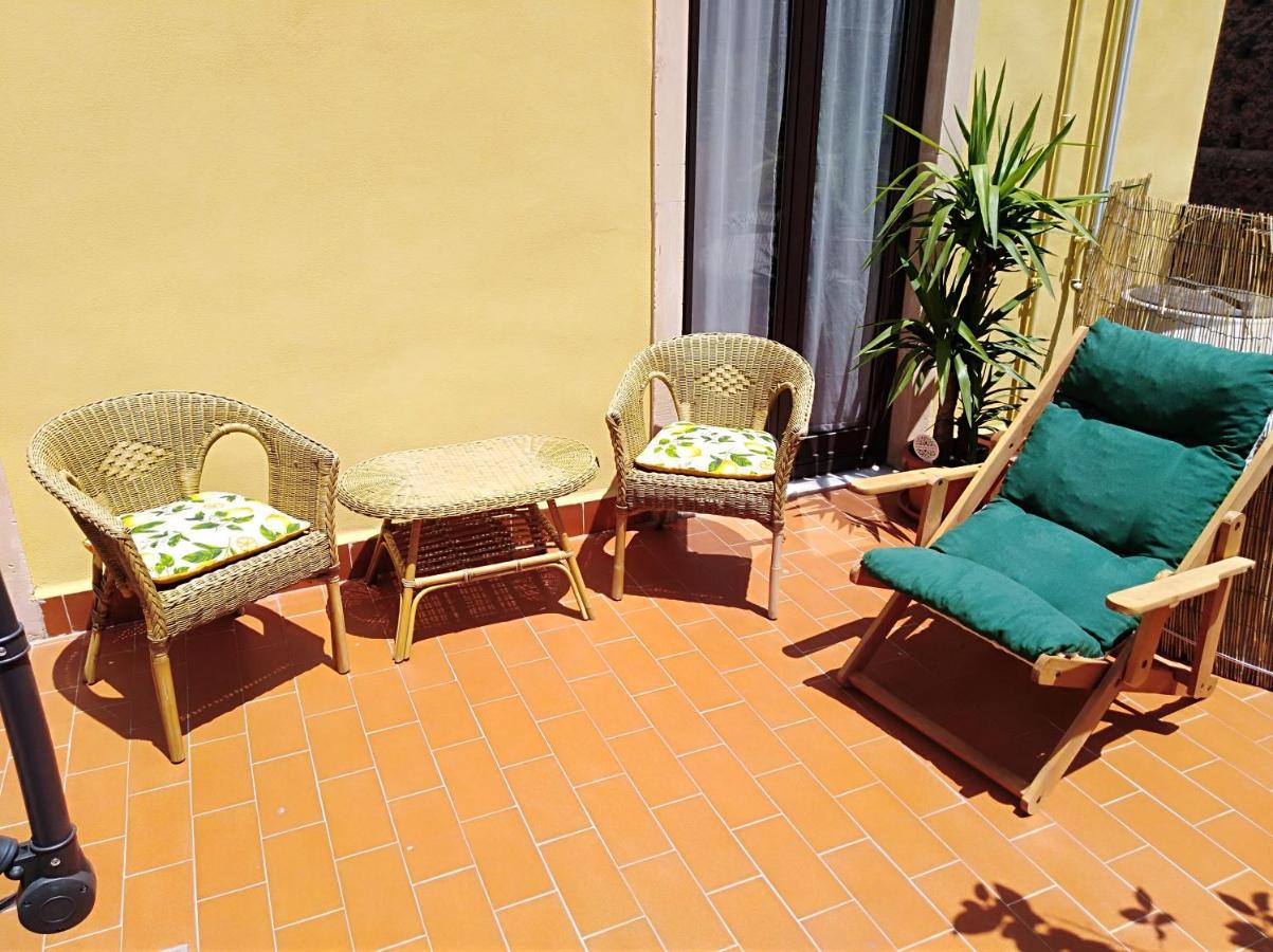 L'Oasi Di Sofia Appartamento Turistico Etnea Cavour Bellini Catania Exterior photo